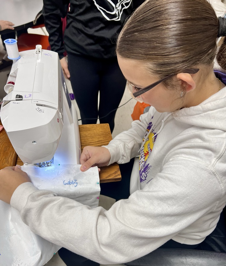 learning that a sewing machine isn’t so scary!