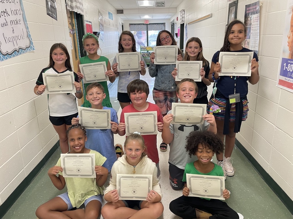 Congratulations to these students in Mrs. Gross's homeroom for meeting their Wildly Important Goals for August! Keep up the great work!
