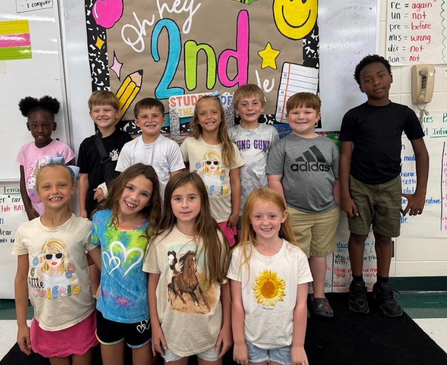 Mrs. Beth Whitaker would like to give a shout out to these students who made a 90 or above on their Unit 1 Spelling Test and/or Unit 1 Reading Test! We are very proud of you! 