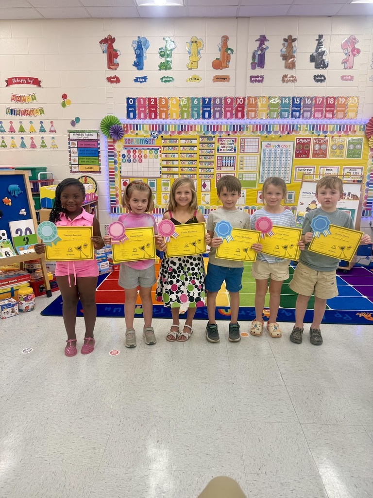Miss Jodi Harper and Miss Brenda George would like to give a “SHOUTOUT” to Emersyn Leonard, Emerie Harrell, Charlie Blackburn, Chance Richardson, Tenley Mercer, and Bentley Elmore for completing 25 iReady Reading lessons. Great job! 