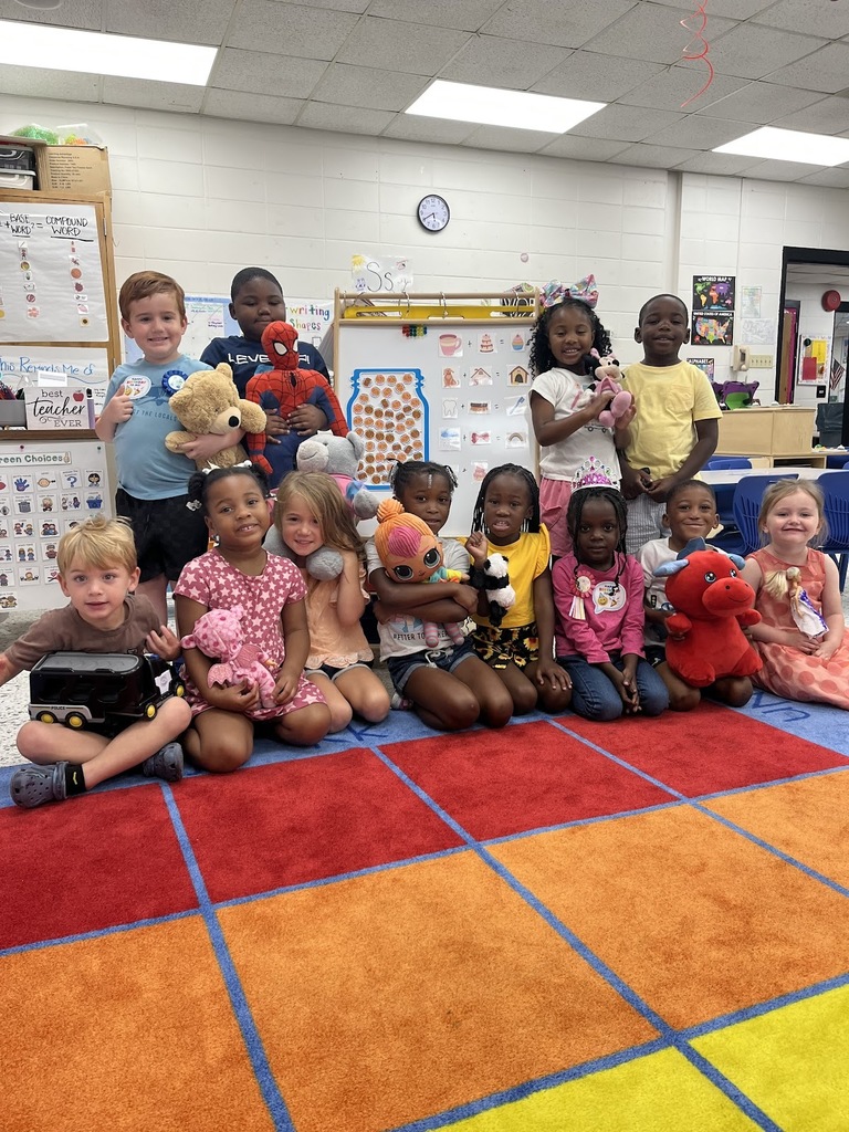 Mrs. Brooke and Ms. Saylor are so proud of their class for filling up the behavior jar. Keep up the great behavior! Students were allowed to bring their favorite stuffed animal/toy.