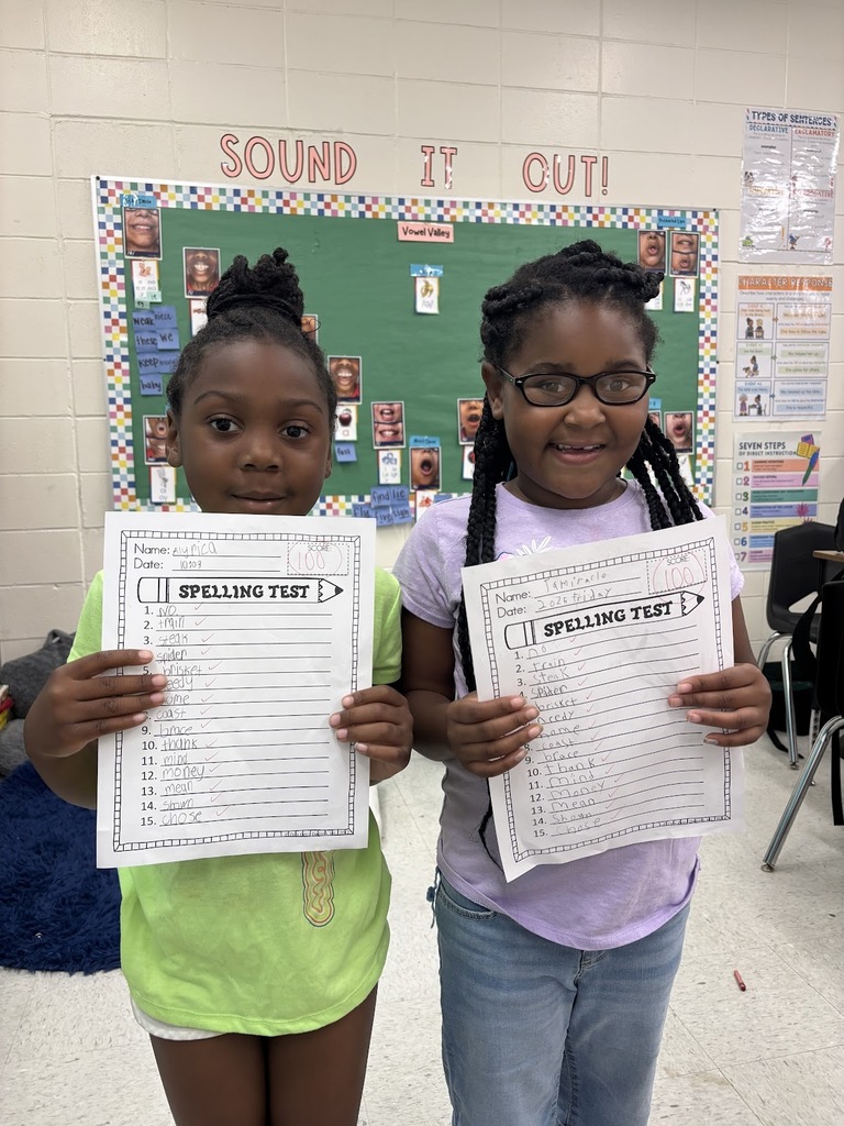 Great job making a 100 on our unit spelling test!!