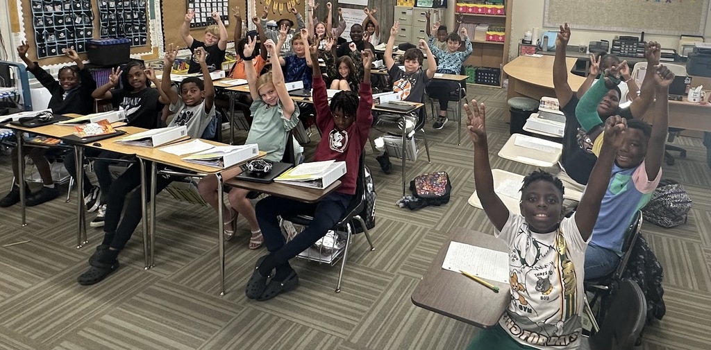 Mrs. Atkinson wants to shout out her homeroom for having 30 days of prefect attendance! Great job being proactive!