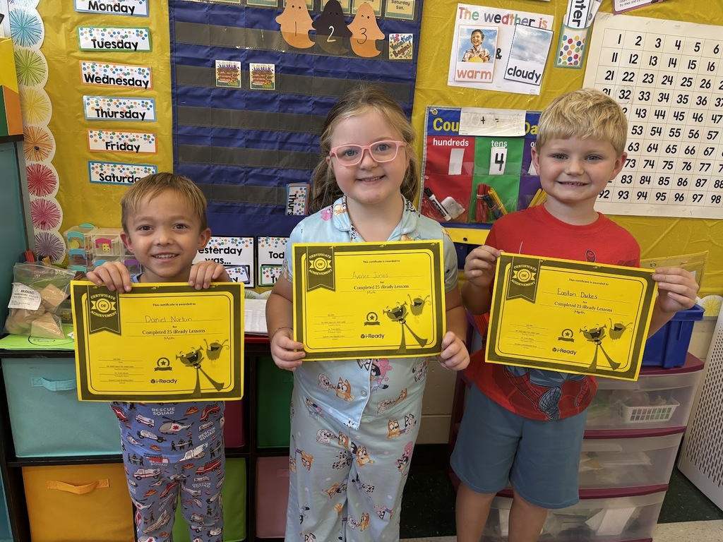 Mrs. Molly and Mrs. Katlyn would like to give a “SHOUT OUT” to Daniel, Averlee , and Easton for completing 25 iReady Math lessons. Great job!