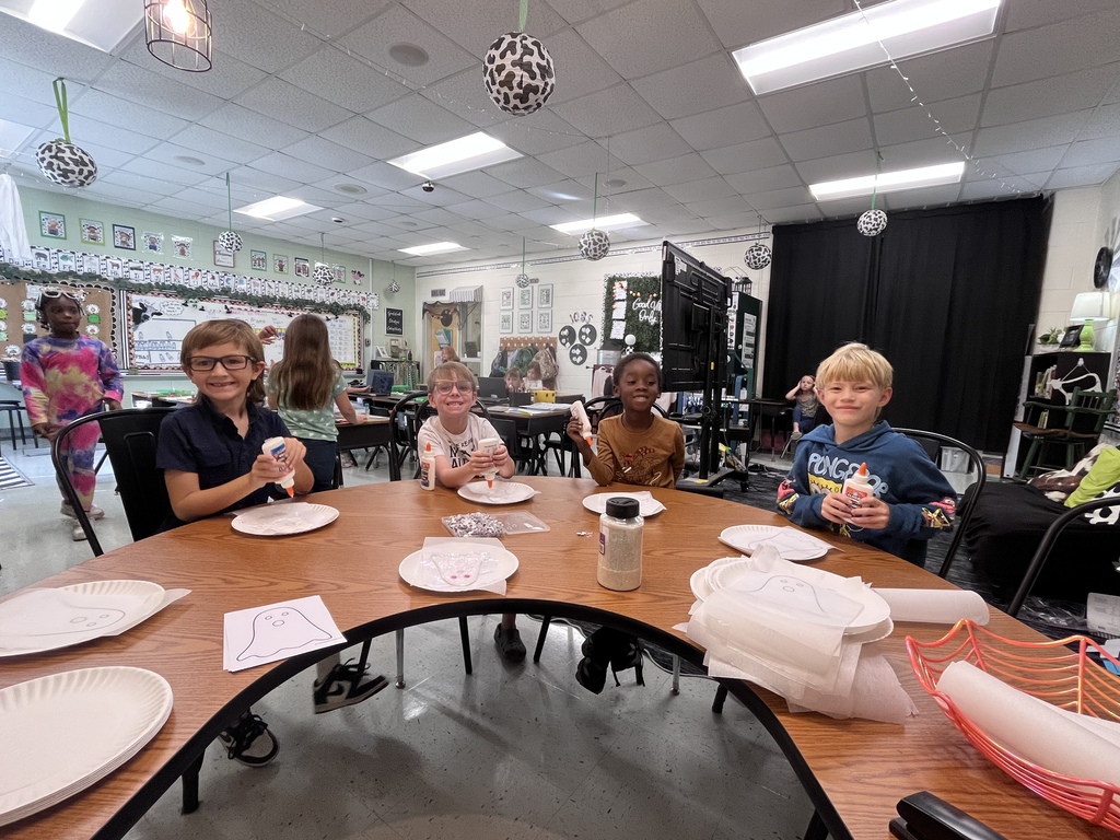 Ms Maxwell would like to give these students a shout out for meeting their IReady goal for the week and maintaining a 100 average. They had a spooky celebration! Boo snacks, they made ghost window clings and a created a haunted fact house!!