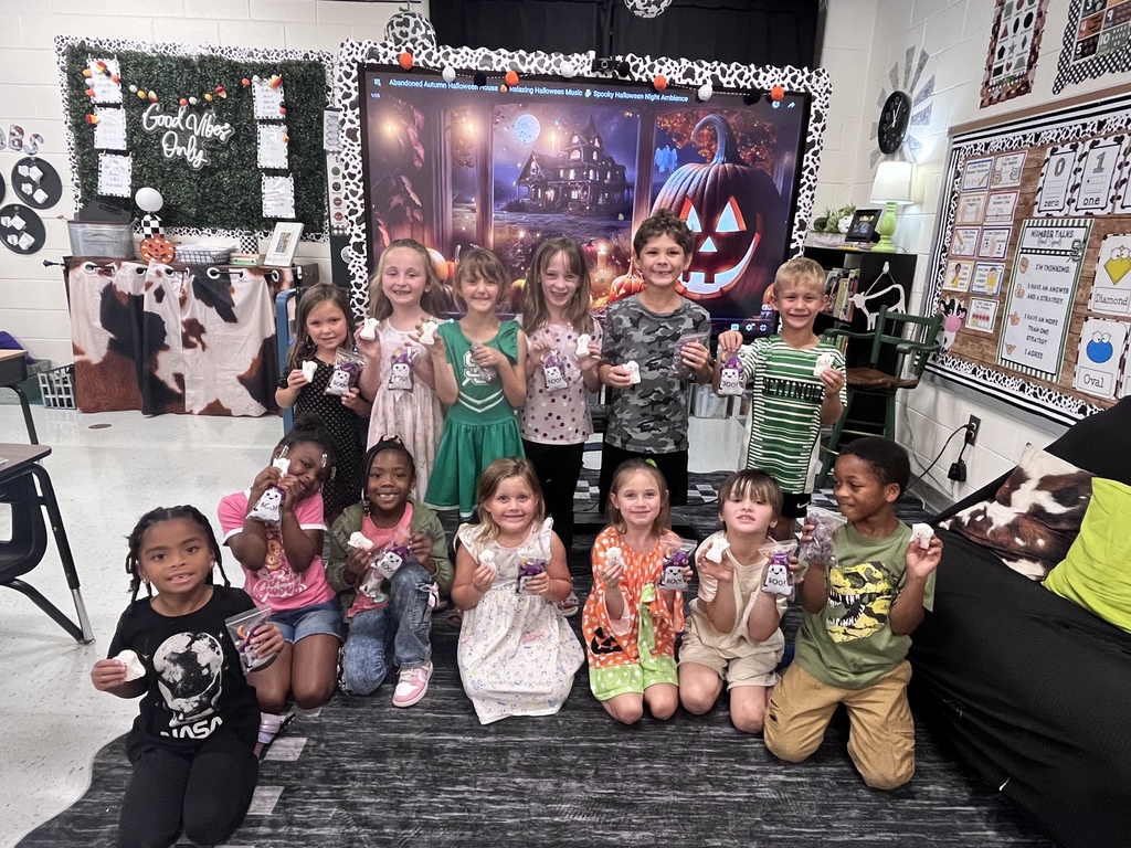 Ms Maxwell would like to give these students a shout out for meeting their IReady goal for the week and maintaining a 100 average. They had a spooky celebration! Boo snacks, they made ghost window clings and a created a haunted fact house!!