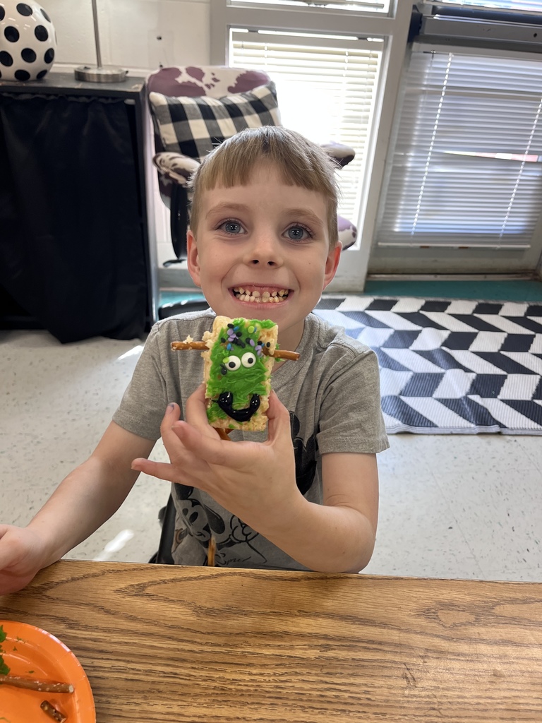 Ms. Tiffany math classes celebrated success with a Frankenstein Fun Friday!! They made 100% on their Week 9 Comprehension Check, met their time in I-Ready and have 100% average for the week on I-Ready. Keep up the hard work!!!