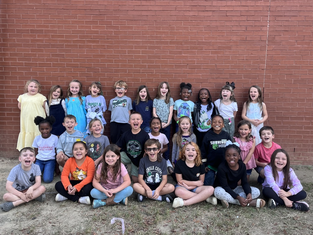 Ms. Tiffany math classes celebrated success with a Frankenstein Fun Friday!! They made 100% on their Week 9 Comprehension Check, met their time in I-Ready and have 100% average for the week on I-Ready. Keep up the hard work!!!