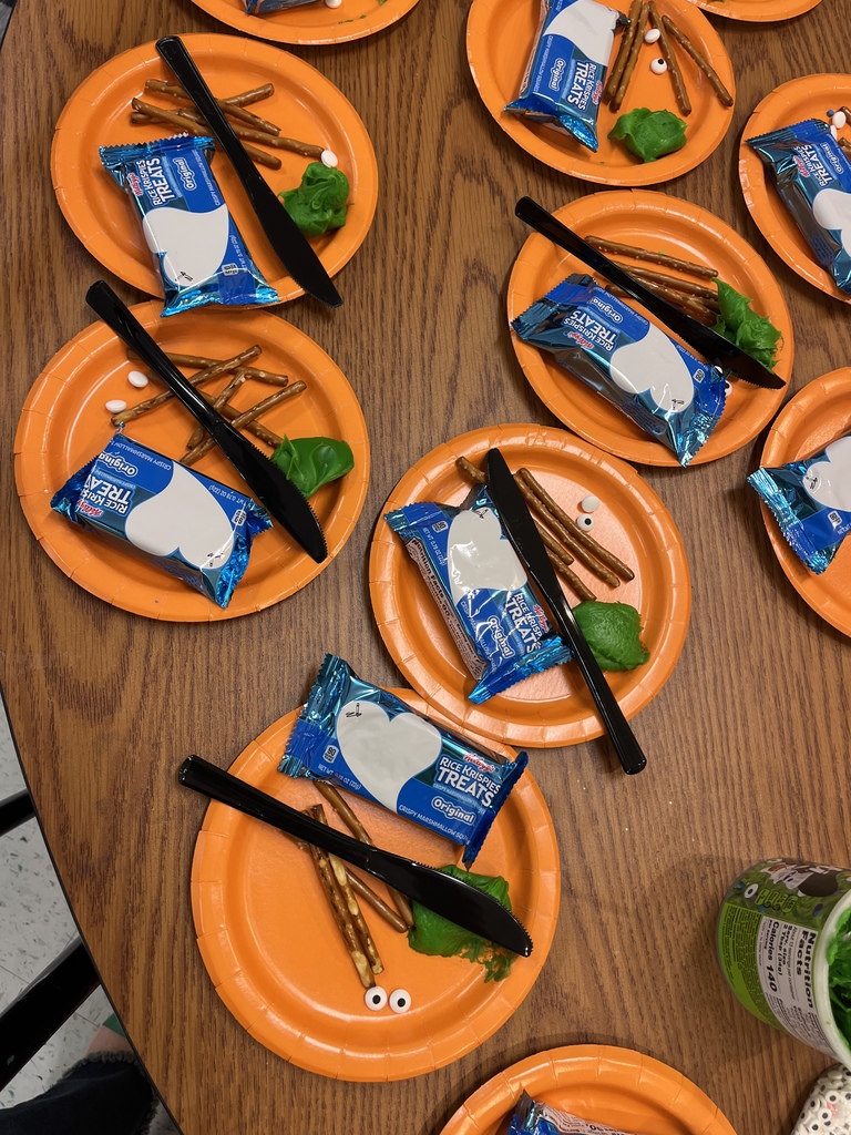 Ms. Tiffany math classes celebrated success with a Frankenstein Fun Friday!! They made 100% on their Week 9 Comprehension Check, met their time in I-Ready and have 100% average for the week on I-Ready. Keep up the hard work!!!