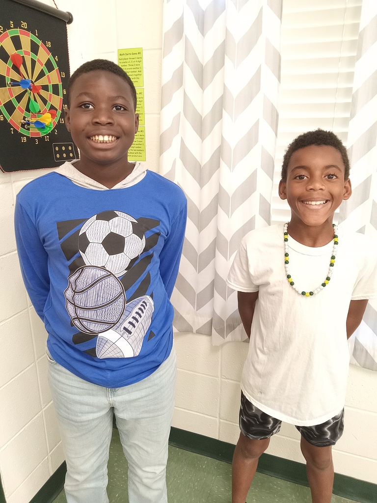 Mrs. Gross would like to congratulate these students for passing 20 iReady lessons. Keep up the great work!