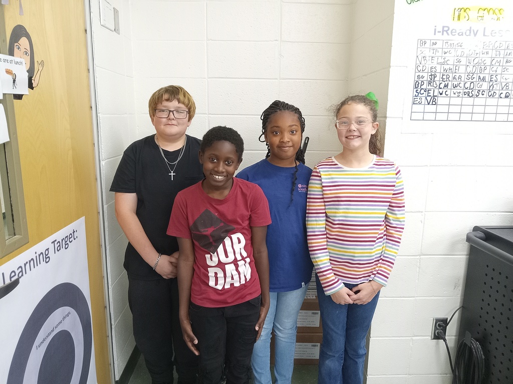 Mrs. Gross would like to congratulate Analeigh, Bella, Charlotte, Wyatt, Reagan, and Khyan for passing 20 iReady Math lessons. Way to go!
