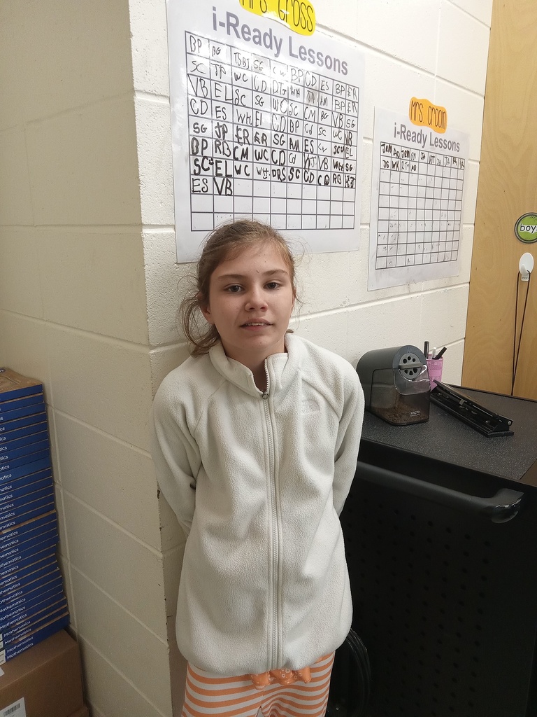 Mrs. Gross would like to give a "Shout Out" to Ameilia, Charlie, JP, and Abby for passing 30 iReady Math lessons. Awesome work!