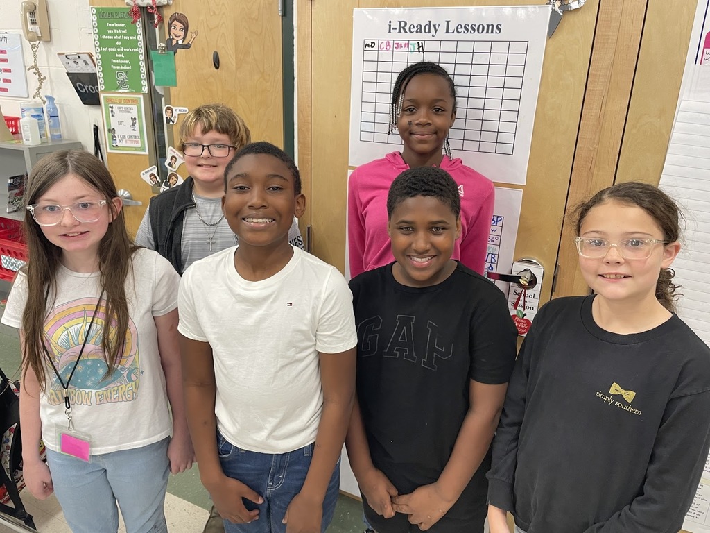 Mrs. Croom would like to give a "Shout Out" to Serenity Miles, Wyatt Kelly, Jordyn Reynolds, Kha'Ston Brown, Jariyah McIntyre, and Charlotte Bradley for completing 30 iReady lessons in Reading. Awesome work guys!