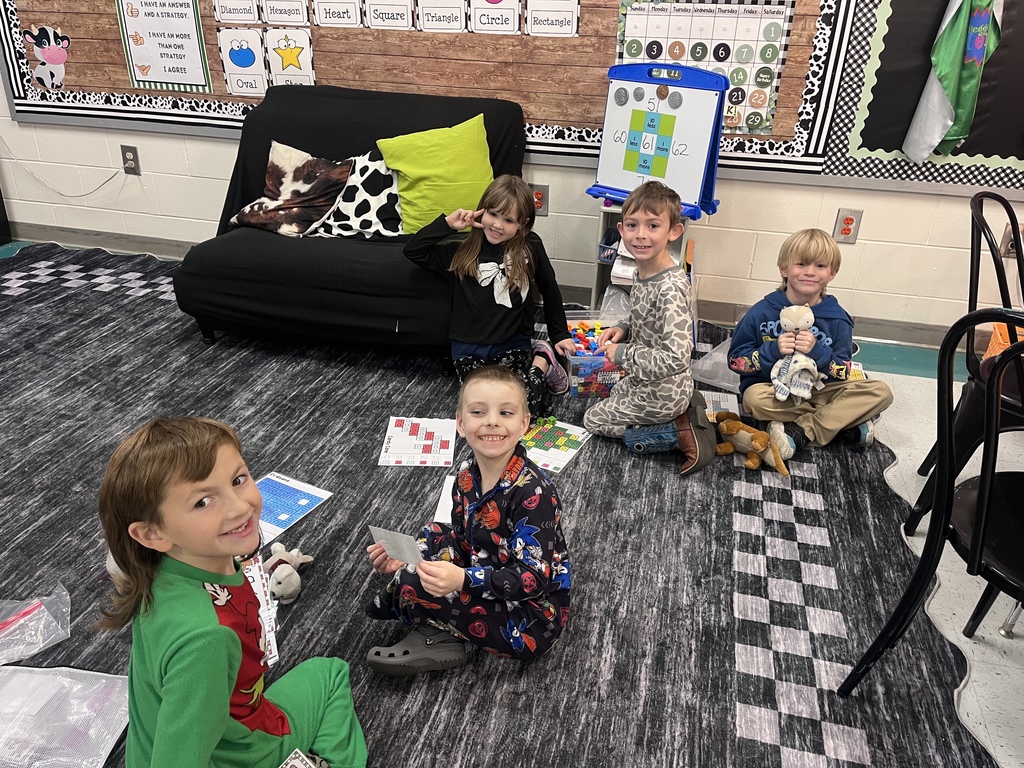 Ms. Tiffany’s math classes celebrated with pajamas and a Snowman Celebration Fun Friday! Every single student made growth on their I-Ready diagnostic. Keep up the hard work!!!! 