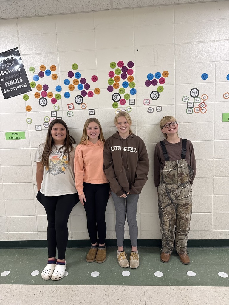 Mrs. Norton would like to give a shoutout to Madelynn, Lyndsy, Carson, and Reagan for completing 30 iReady math lessons! Great job!