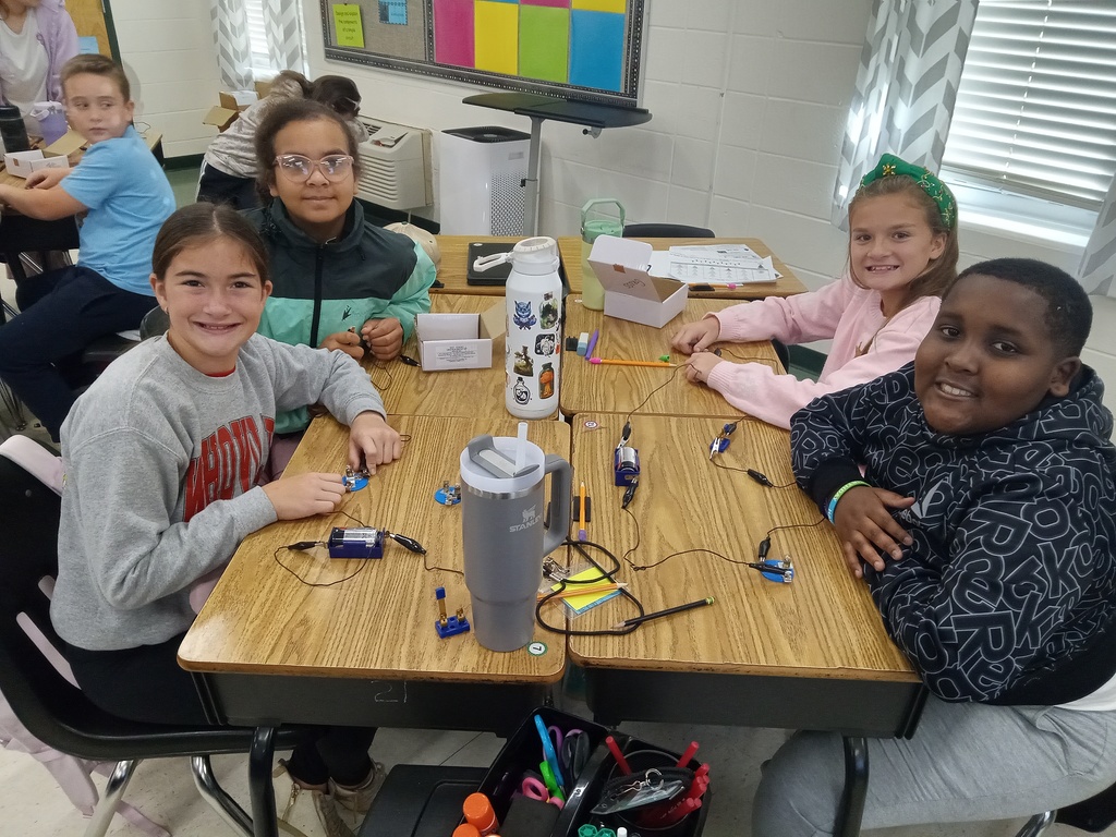 Students in Mrs. Gross’s classes explored the basics of circuits this week and loved getting to experiment with a fun, hands-on activity.