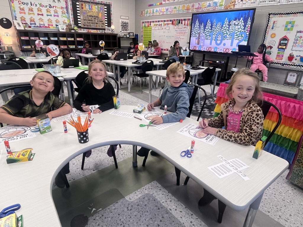 Shout out to Ms. Tiffany’s math class for everyone passing their weekly tens and ones math assessment. They celebrated with a winters treat for their Fun Friday! 