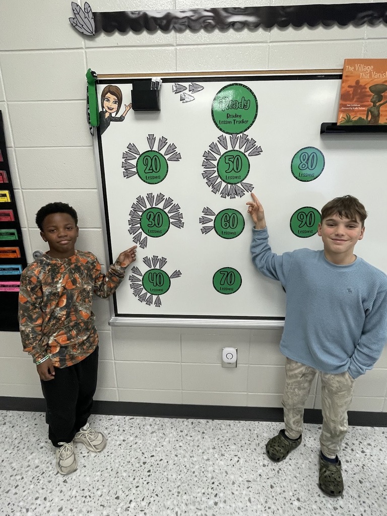 Mrs. Croom would like to give a big Shout Out to Dorian Tolbert for completing 30 i-Ready lessons and to Raige Brock for completing 50 i-Ready lessons in Reading! 📚🎉 Way to go, boys! Keep up the great work — I am so proud of you both! 🌟