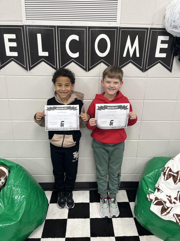 Miss Hannah would like to give a shout out to Eli Gowan, Madison Matthew’s, Anneliese Novotney, Easton Baldwin, and Jayden Wright for completing 50 i-Ready lessons! 