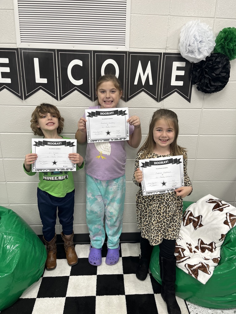 Miss Hannah would like to give a shout out to Eli Gowan, Madison Matthew’s, Anneliese Novotney, Easton Baldwin, and Jayden Wright for completing 50 i-Ready lessons! 