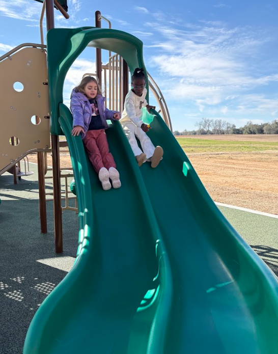 Huge shout out to Aubrey Huntley for making Aurora feel welcomed to her new school!