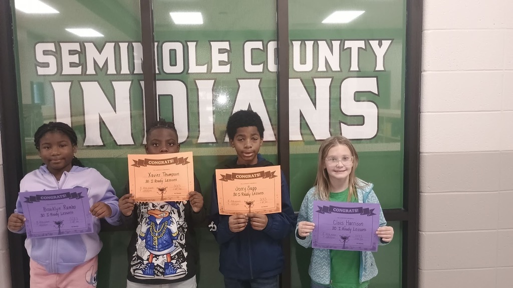 Miss Jessie, subbing for Mrs. Atkinson's 4th grade ELA class, would like to give a shout out to Brooklyn Rambo, Xavier Thompson, Jerry Sapp, & Clois Harrison for completing 30 i-Ready Lessons!