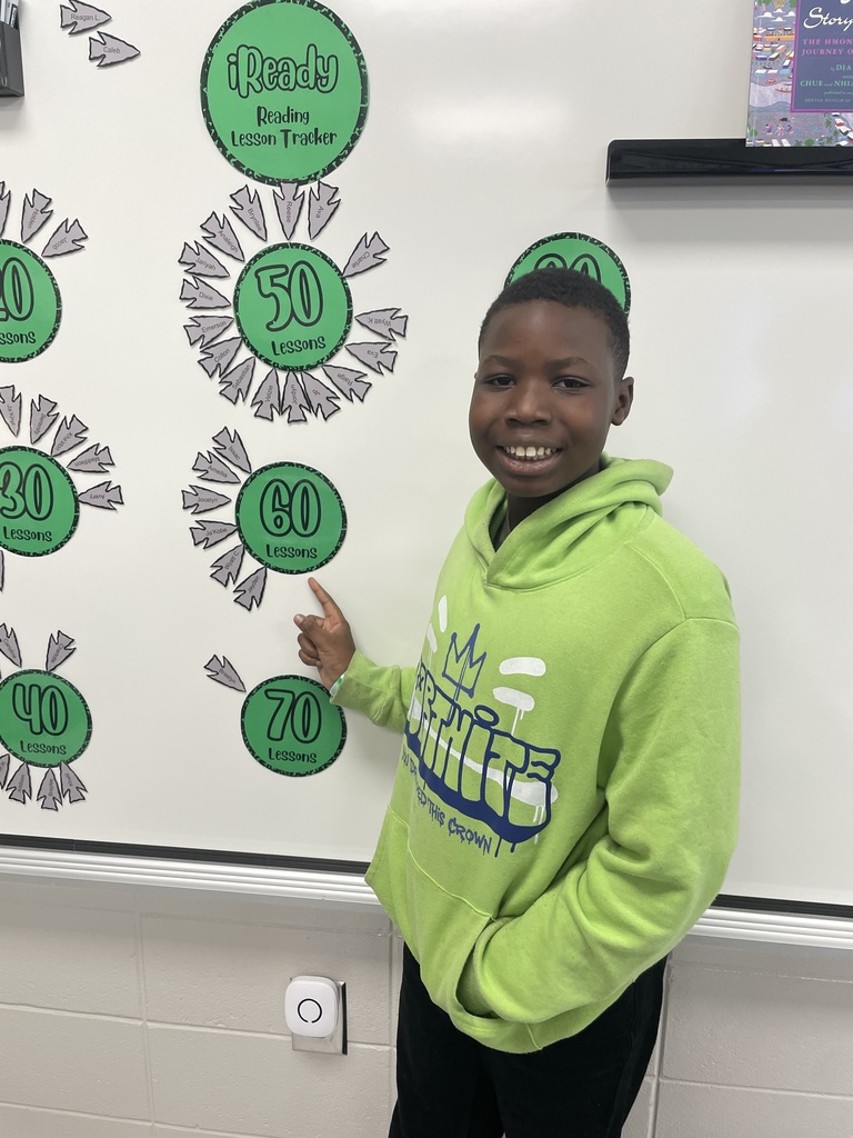 Mrs. Croom would like to give a "Shout Out" to Jayden Akins and Jordyn Reynolds for passing 60 iReady Reading lessons. Way to go boys!