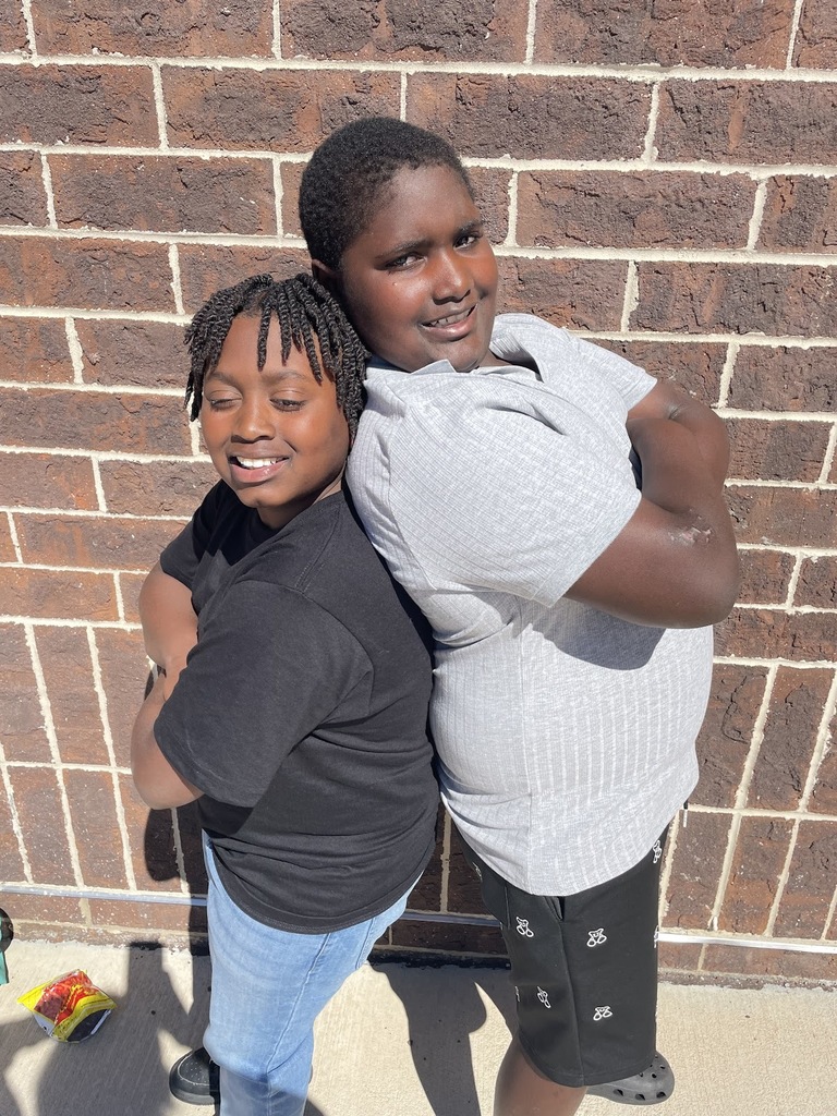 Mrs. Croom is excited to celebrate Braelyn Glynn and Ja'Kobe Henderson for earning 80 iReady points in Reading. I am so proud of you boys! Keep working hard!