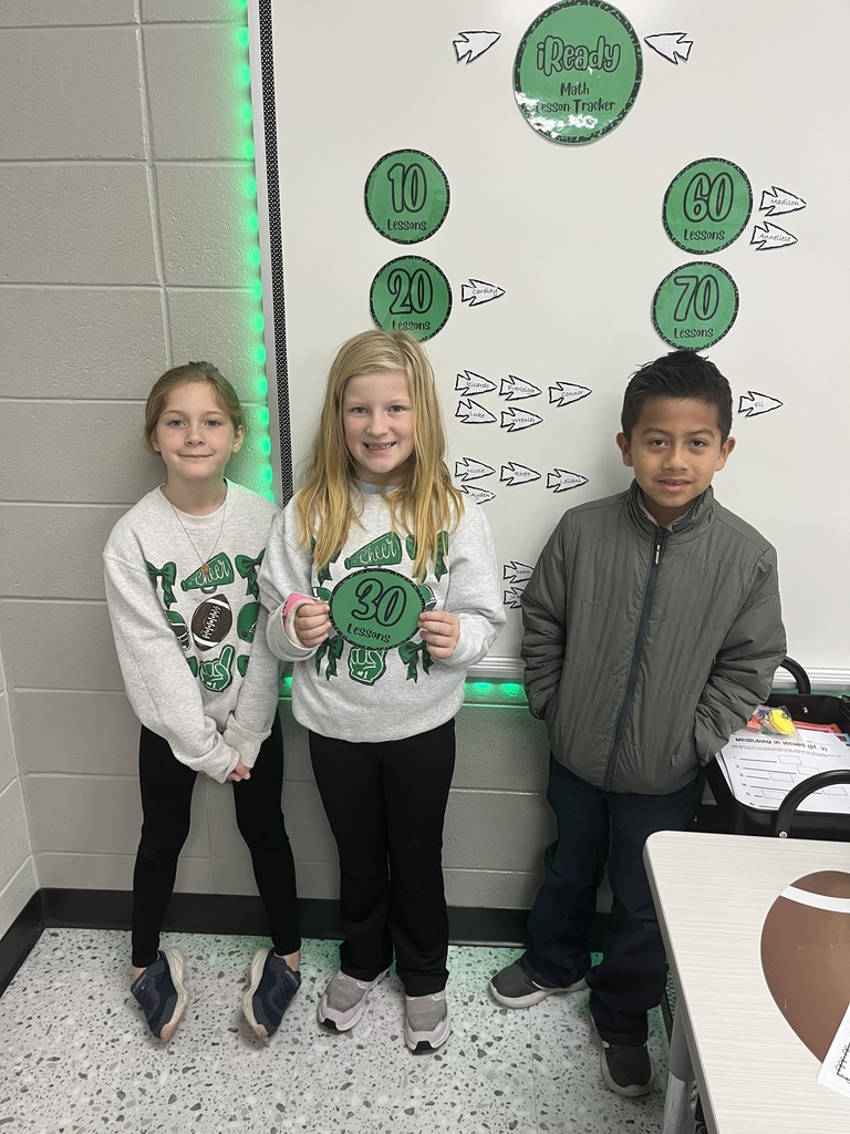 Miss Hannah would like to give a shout out to Wrenleigh Alday, Everleigh James, Ricardo Marquez-Rodriguez, Eden Hunter, Issac Kuhn, Precious Powell, and Holland Vallescorbo for completing 30 I-Ready lessons!