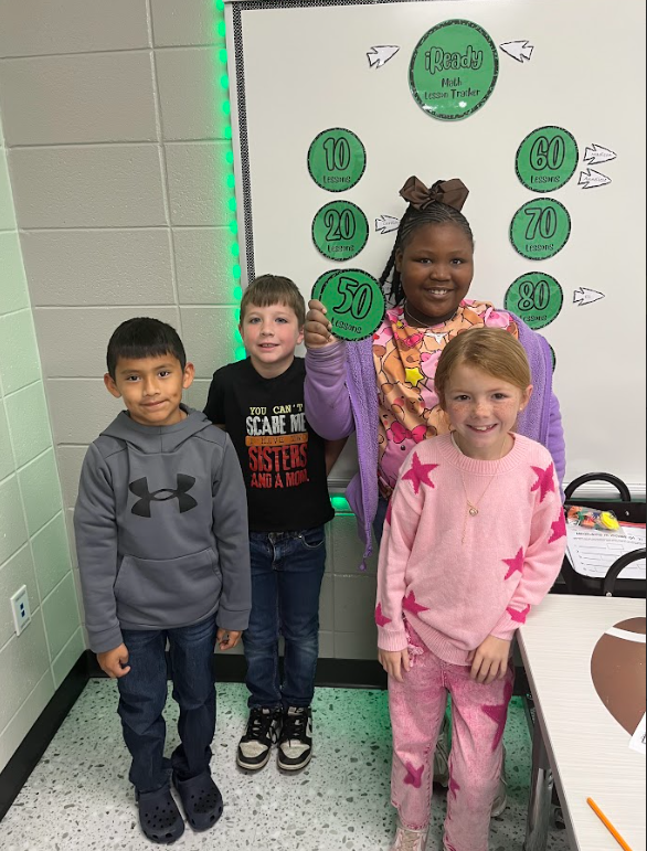 Miss Hannah would like to give a shoutout to Anna Claire Hill, Misael Marquez-Ubaldo, Dean Weeks, Ja’Riyah Akins, Beckett Corvers, and Cannon Lehman for completing 50 i-Ready lessons!