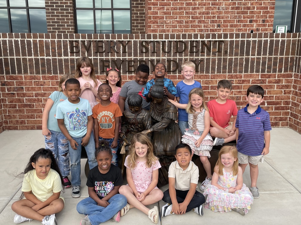 Ms. Layne’s class has been learning about statues and monuments. We took a peek outside at the statues of notable figures from the Seminole Nation. It was fun for the students to see a real statue of a real person and learn a little bit of their story. 
