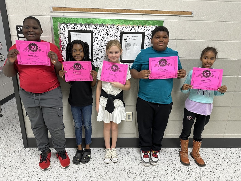 Mrs.Atkinson would like to give a SHOUT OUT to Jacob Conley, Ma'liyah Glenn, Zoee Floyd, Mason Miller, & McKenzie Holcomb for competing 80 iReady lessons. Great job!