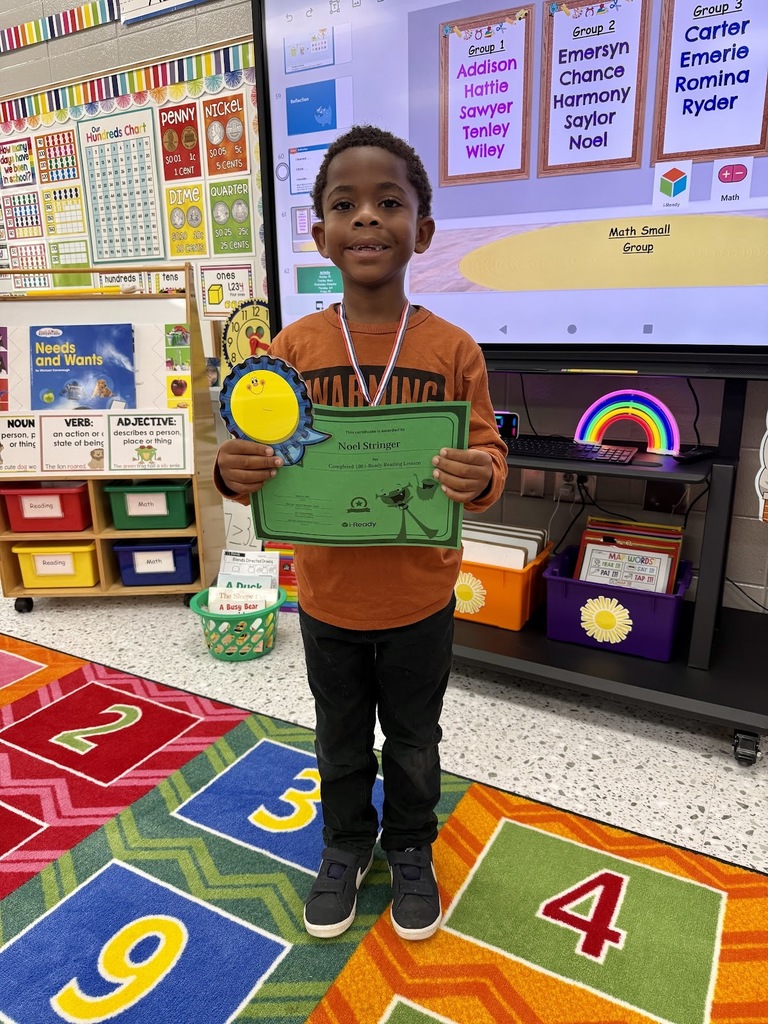 Miss Jodi Harper and Miss Jaleeβ Conley would like to give a big βSHOUT OUTβ to Noel Stringer for completing 100 iReady Reading lessons. We are so proud of him!