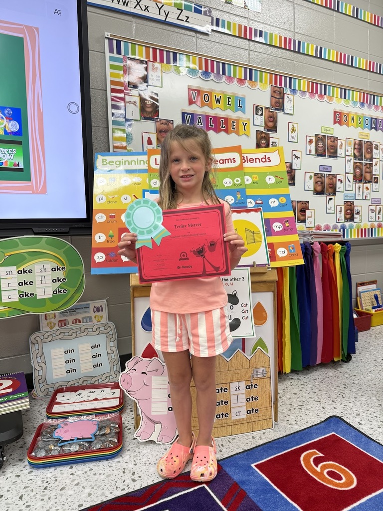 Miss Jodi Harper and Miss Jalee’ Conley would like to give a “SHOUT OUT” to Tenley Mercer for passing 75 iReady Reading lessons. Great job, Tenley!!