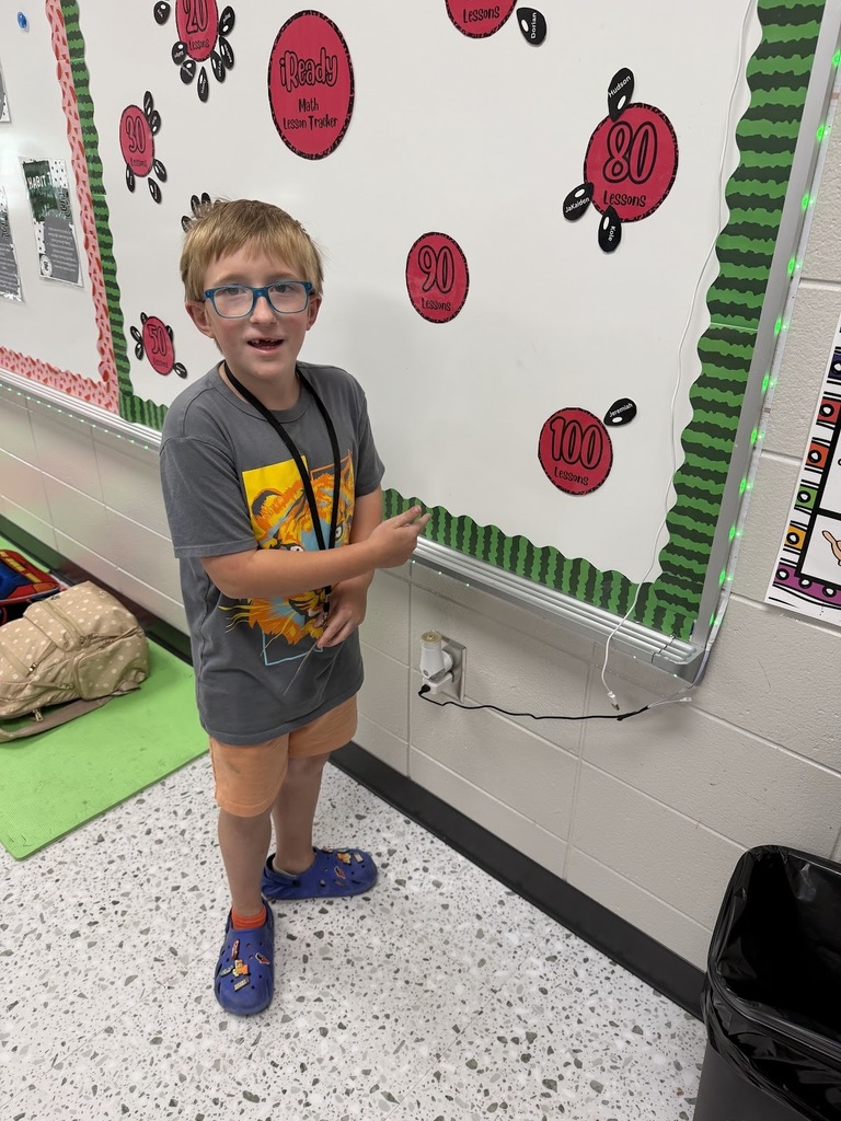 Mrs. Deane would like to give Jeremiah Rognstad a shoutout for completing 100 i-ready lessons in math! Way to go! Keep up the good work!