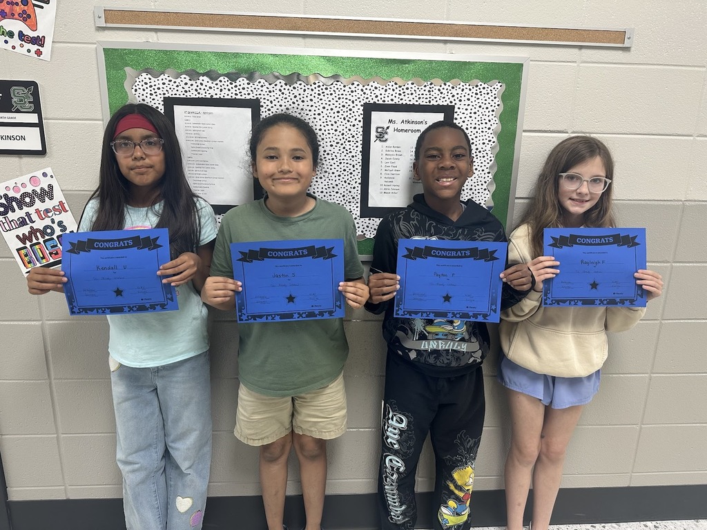 Mrs.Atkinson would like to give a SHOUT OUT to Kendall Duarte-Ubaldo, Jastin Salter, Payton Perry, and Raleigh Forshee for compleitng 50 iReady lessons. Great job!