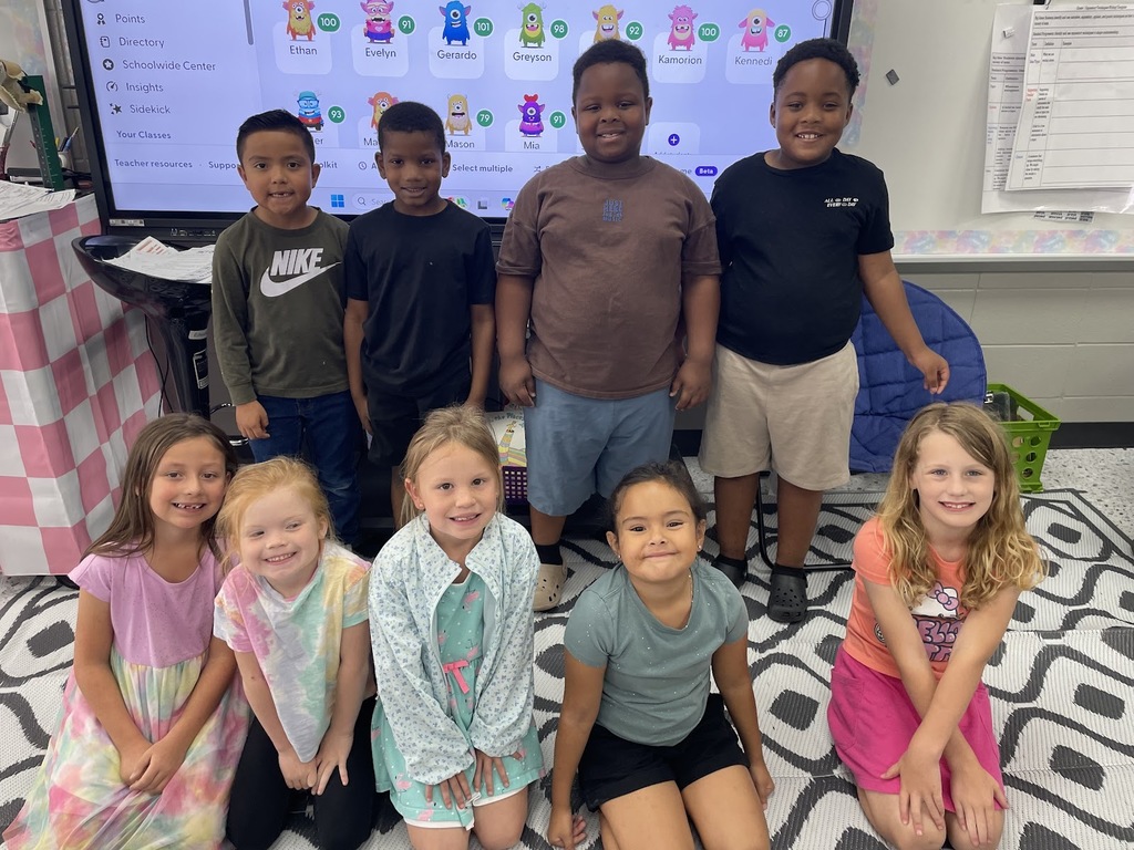Congratulations to Ava, Maddie, Samantha, Adrianna, Cami, Gerardo, Kamorion, Greyson and Ethan for earning over 100 dojo points for attendance, behavior and being a good leader. 