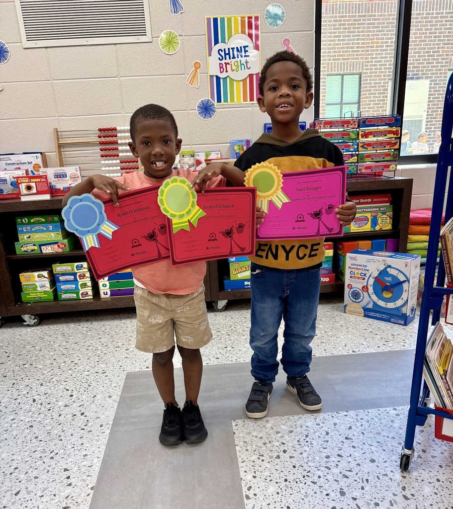 Miss Jodi Harper and Miss Jalee’ Conley would like to give a “SHOUTOUT” to Kentrel Johnson for completing 75 iReady Reading and Math lessons and to Noel Stringer for completing 125 iReady Reading lessons. Way to go, boys! 