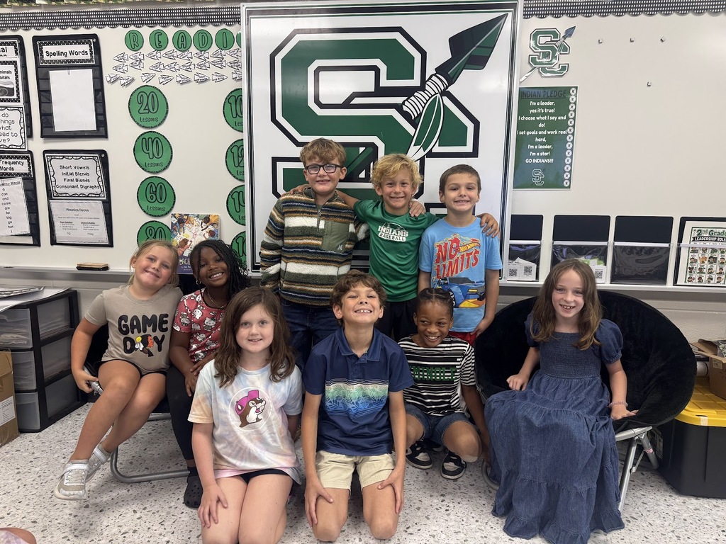 Mrs. Beth would like to congratulate these students for making a 100 on their first Spelling Test! 💯🎉