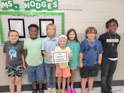 Ms. Hodges would like to give a shout out to these students for passing 10 iReady Reading Lessons! Way to go James, Ja'kiden, Zachary, Shea, Skyler, Brayden and Noah! I am so proud of all of you!