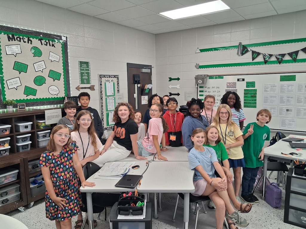 "🎉 Congratulations to the students in Mrs. Gross’s homeroom who earned 500 DOJO points during the month of September! 🎉  These students are true leaders who consistently model great behavior, a strong work ethic, and a positive attitude. We are so proud of their hard work and the example they set for others! ⭐️ Keep shining, leaders! 💚🖤"