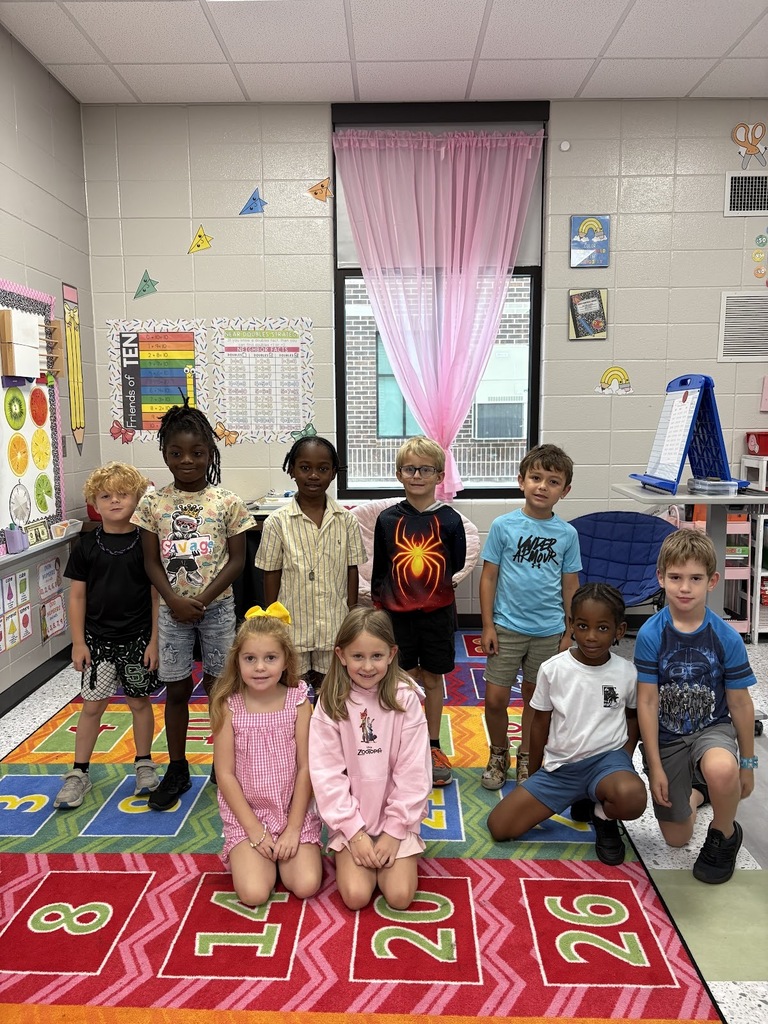 These first grade students  have completed and passed 20 I-Ready lessons!! 