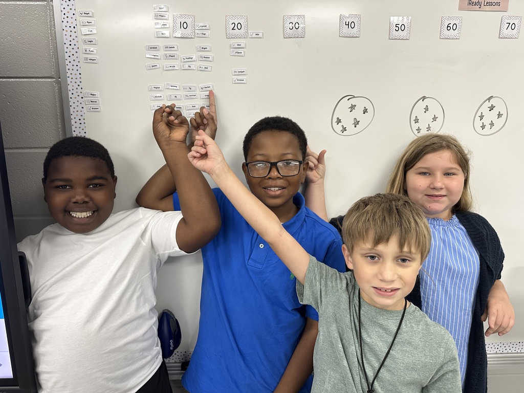 Mrs.Atkinson would like to give a SHOUTOUT to Andrew Taylor, Kole Mitchell, Kyler Moore, and Cheyenne Stewart for passing 10 iReady Math lessons! Awesome!