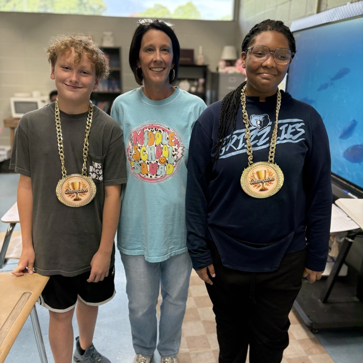 Grey, Mrs. Hissong, and Derriana