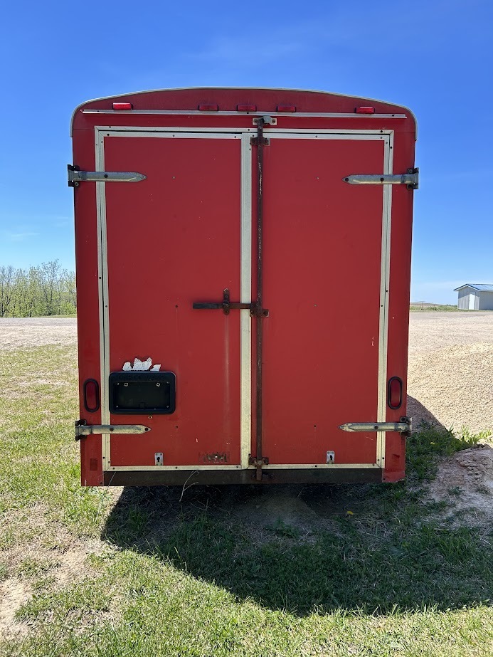 Red Trailer