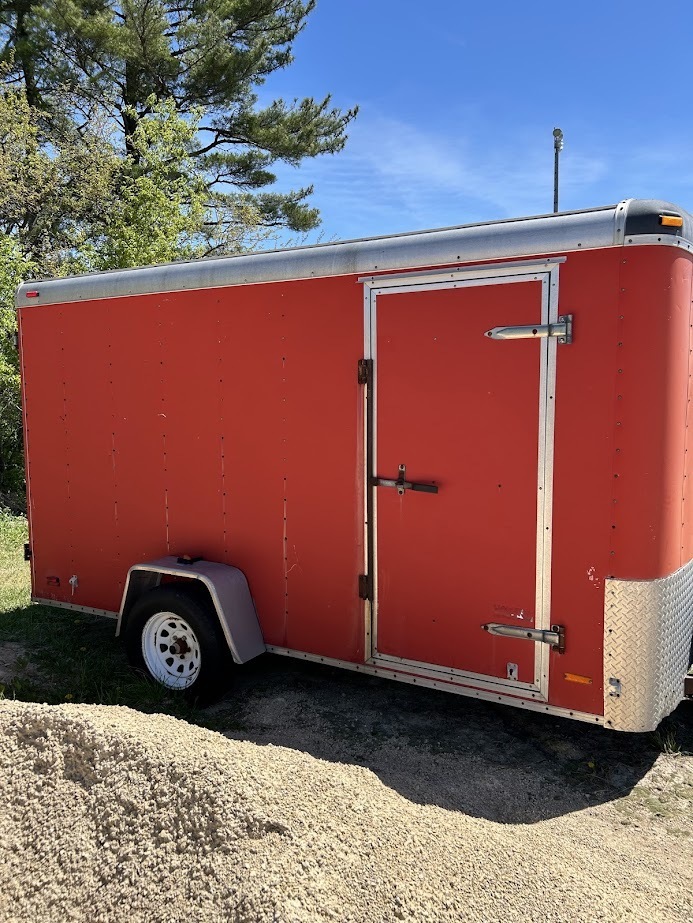 Red Trailer