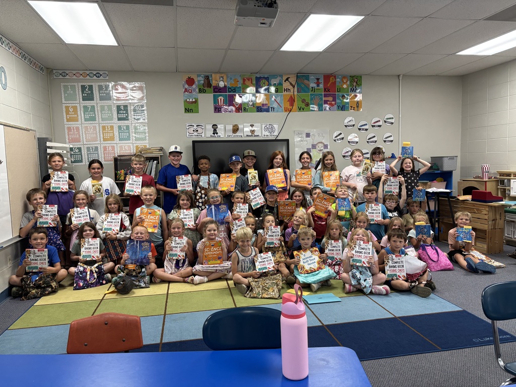 Summer School students with their new books!