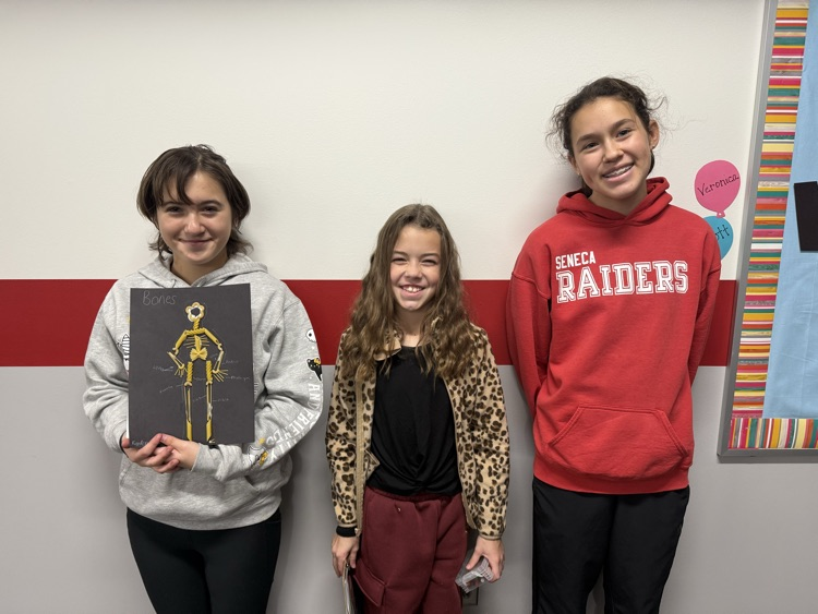 Thanks to our 7th grade buddies for teaching us about bones!