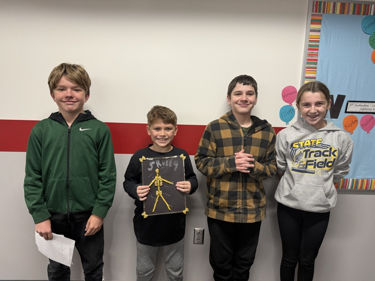 Thanks to our 7th grade buddies for teaching us about bones!