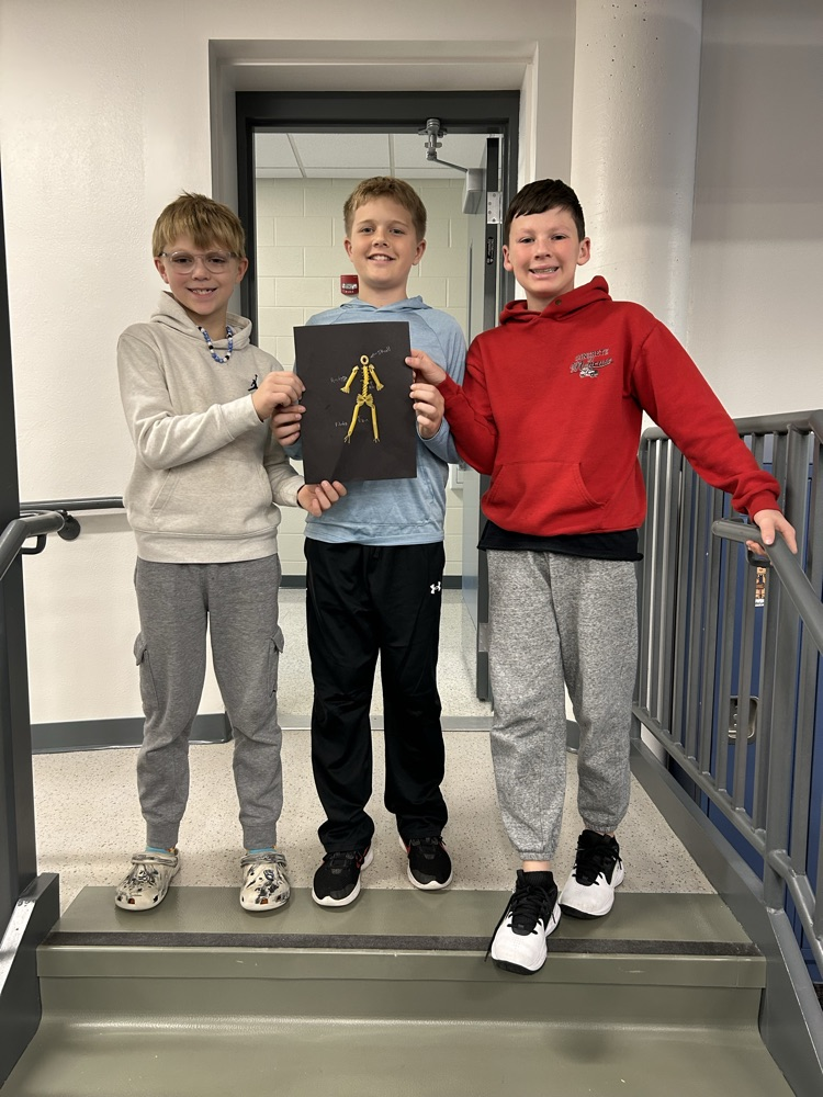Thanks to our 7th grade buddies for teaching us about bones!